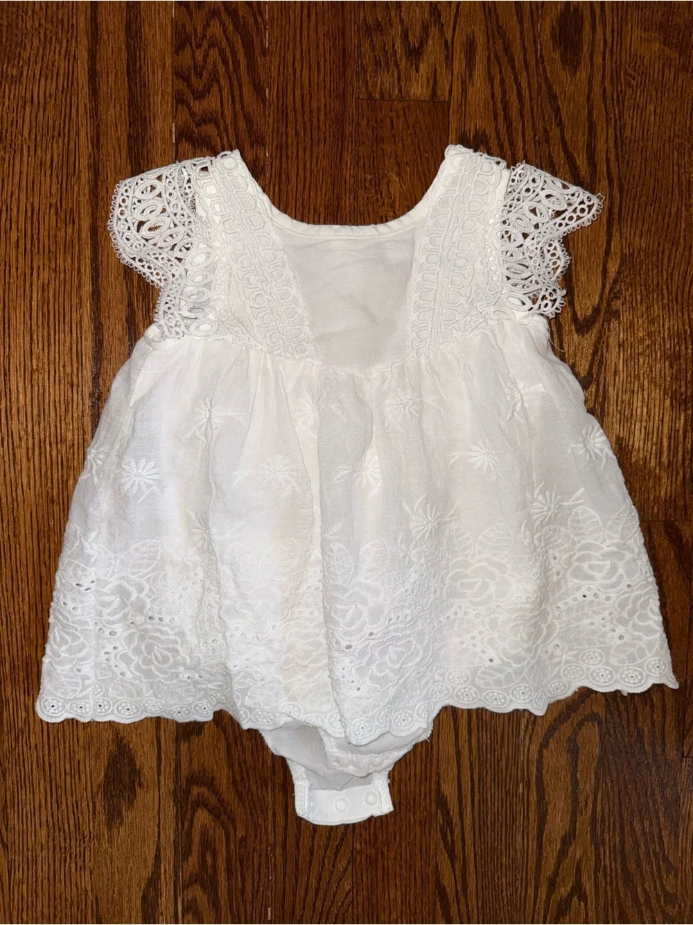 White Lace Baby Girl Lace-Trim One-Piece Bodysuit